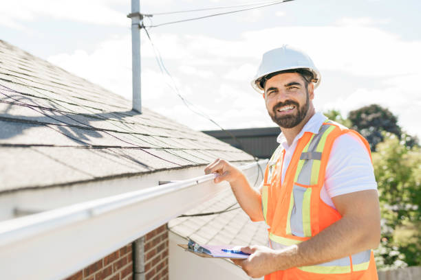 Best Roof Gutter Cleaning  in Lacey, WA