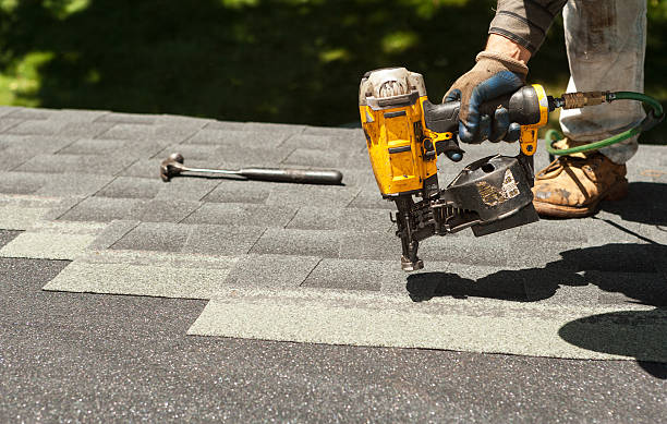 Best Roof Maintenance Services  in Lacey, WA